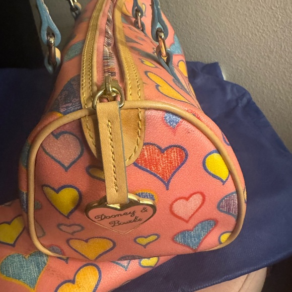 Vintage Dooney & Bourke Hearts Barrel Bag w/Matching Wallet - Picture 6 of 11